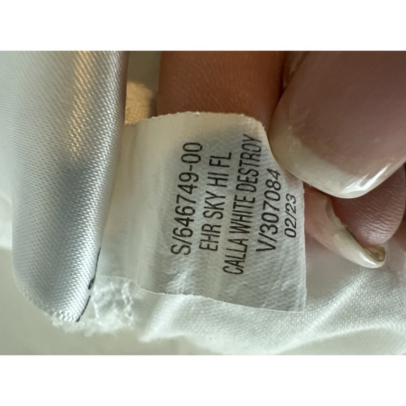 Old Navy Womens White Jeans 8 Sky Hi Wide Leg Please See Measurements Runs Big! - Picture 14 of 15